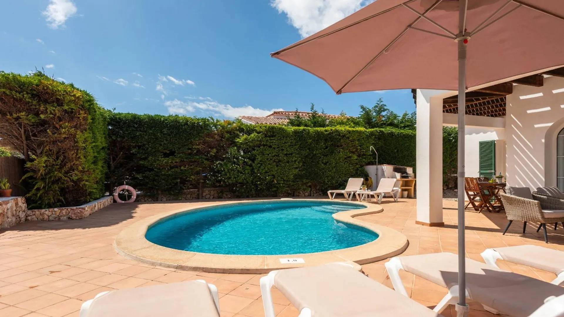 Villa Rouss Cala En Porter  Spanyolország